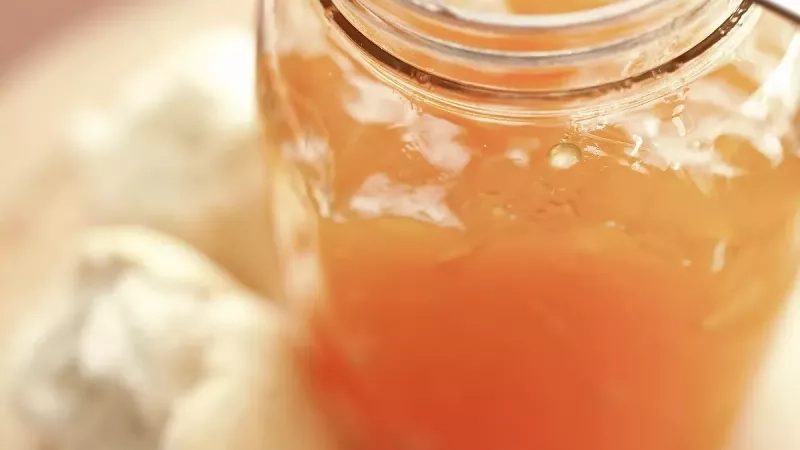   Recette de confiture de nèfles : une douceur fruitée et parfumée à préparer maison