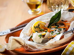 Poisson en papillote aux légumes et pommes de terre
